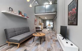 Modern Central Apartment In Chania